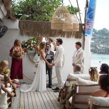True Love Shines at the Beach: A Stunning Wedding!