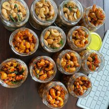 Ibu RAK, Ciptakan Sensasi Kacang Mente, Viral di Media Sosial!”