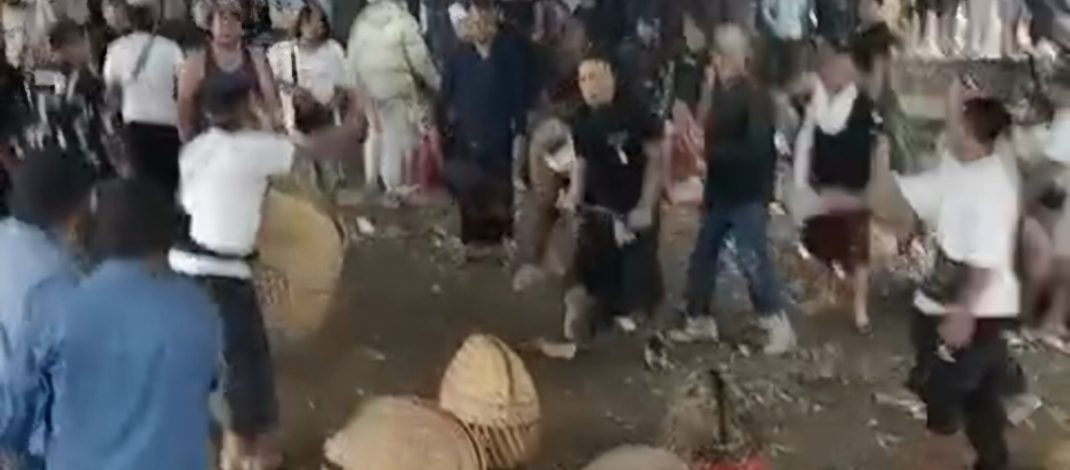 Tajen Oh Tajen! Perkelahian Maut di Desa Songan, Satu T3was!