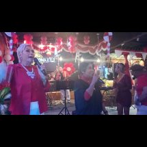 Meriah ! HUT RI ke-80 di Lazy Monkey dihadiri oleh Ibu Hetty Sundjaya dan Artis-artis Ibukota