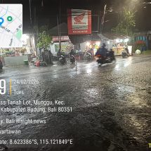 Waspada, Hujan Deras Menghantam Jl. By Pass Munggu Tabanan!